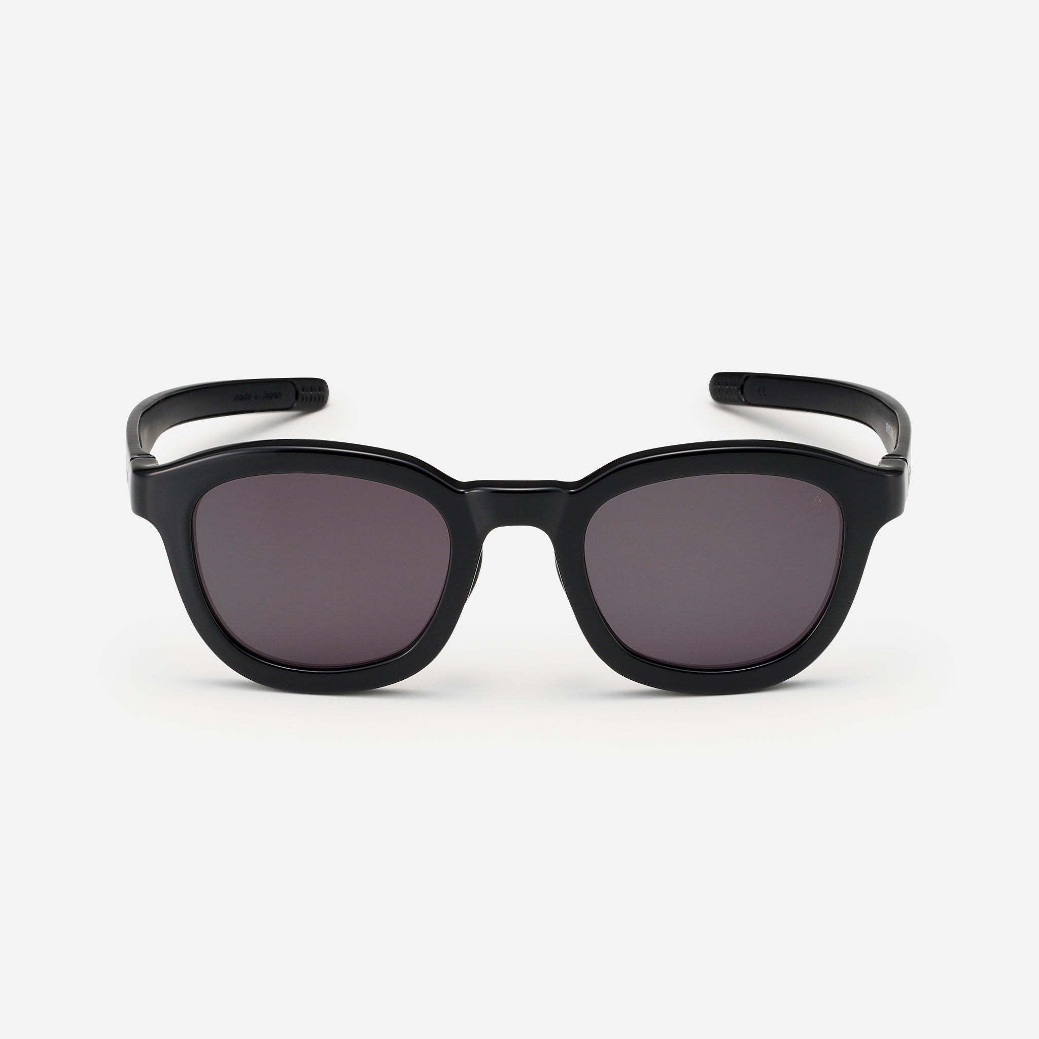 RYS III (50) BK-DG-DK.GRY｜サングラスのEyevol（アイヴォル）公式