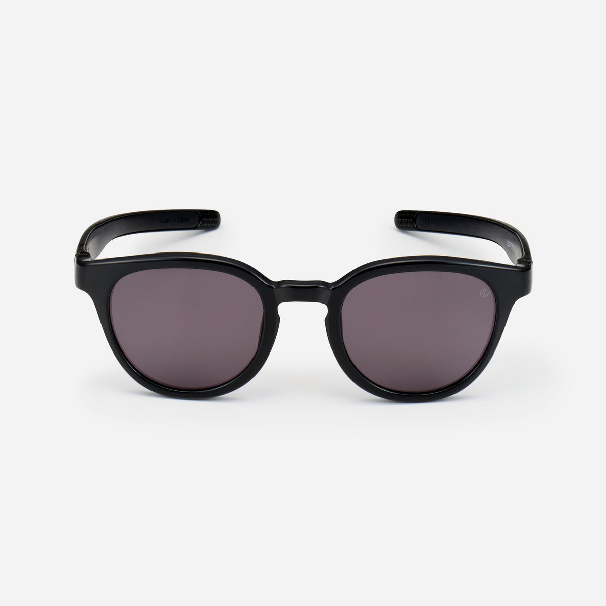 LEIFER III (49) BK-DG-DK.GRY｜サングラスのEyevol（アイヴォル）公式 