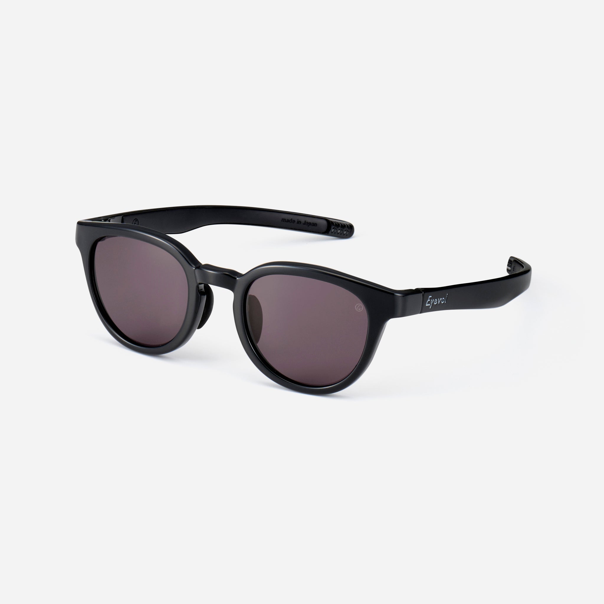 LEIFER III (49) BK-DG-DK.GRY｜サングラスのEyevol（アイヴォル）公式