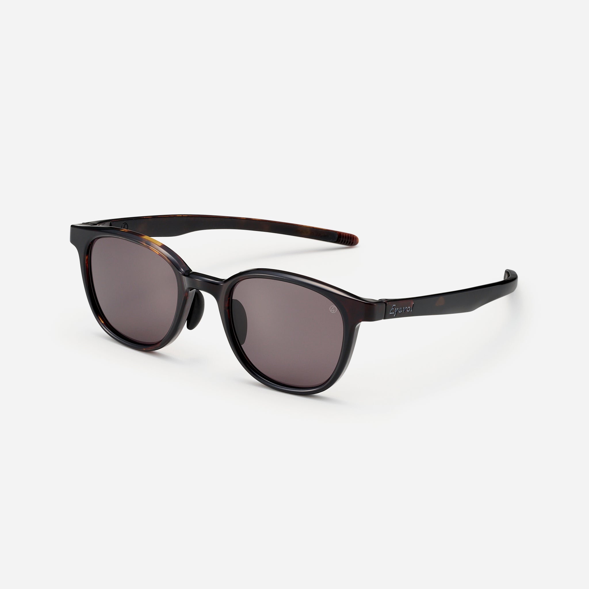 ア*ジ様 Eyevol MILBURN(51) MBK-DG MILBURN (51) MBK-DG-DK.GRY｜サングラスのEyevol（アイヴォル）公式